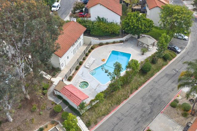 353 Windy Lane, Vista, CA 92083
