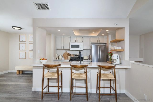 353 Windy Lane, Vista, CA 92083