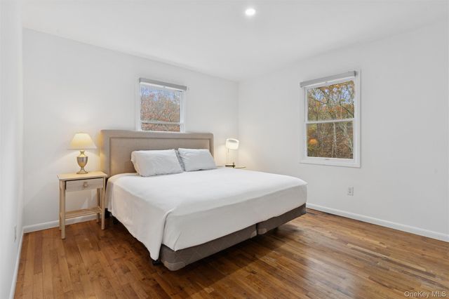 33 Whalers Drive, Sag Harbor, NY 11963