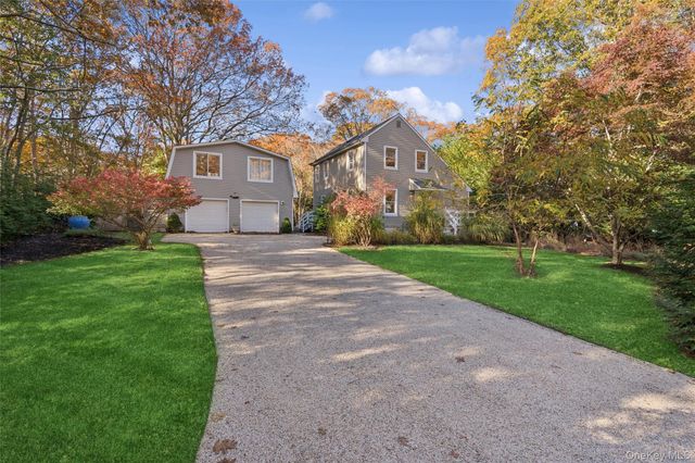 33 Whalers Drive, Sag Harbor, NY 11963