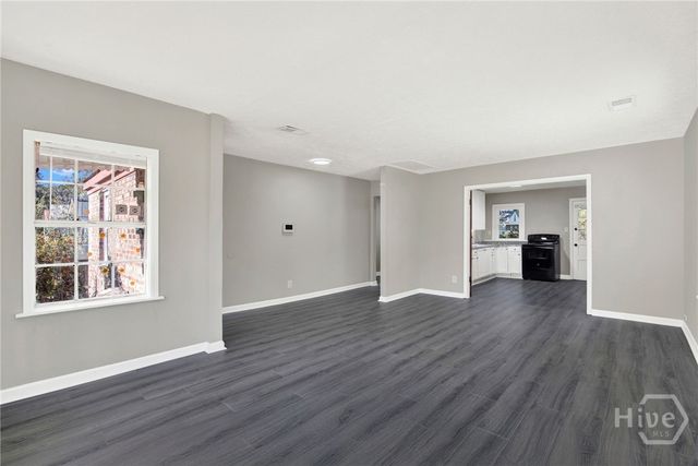 406 Mckenzie Place, Savannah, GA 31405