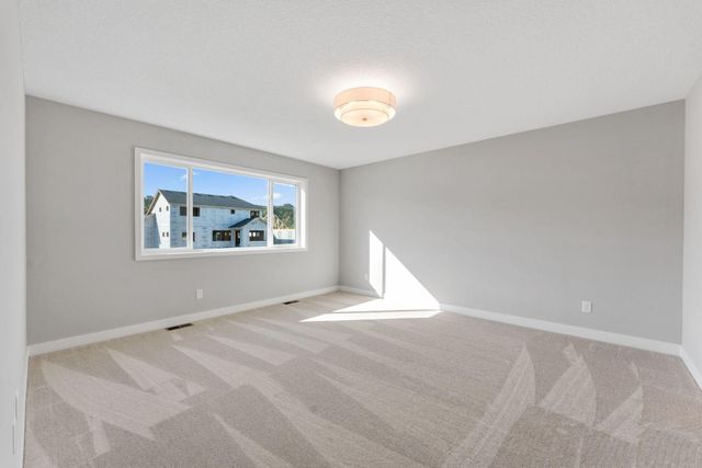 7660 Waverly Avenue, Shakopee, MN 55379