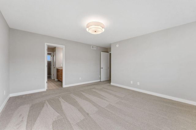 7660 Waverly Avenue, Shakopee, MN 55379