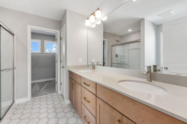 7660 Waverly Avenue, Shakopee, MN 55379