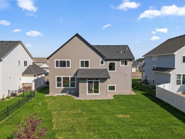 7660 Waverly Avenue, Shakopee, MN 55379