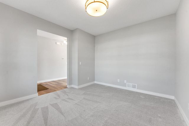 7660 Waverly Avenue, Shakopee, MN 55379