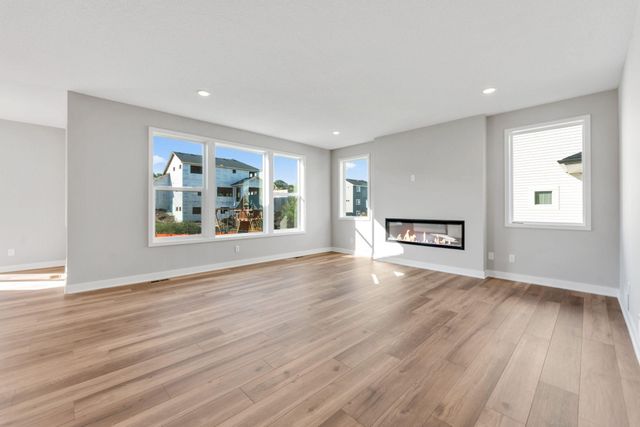 7660 Waverly Avenue, Shakopee, MN 55379