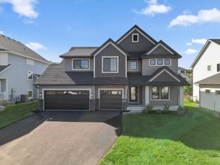 7660 Waverly Avenue, Shakopee, MN 55379