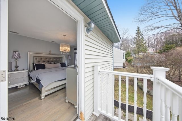 4 Shelley Ct, Sparta Twp., NJ 07871