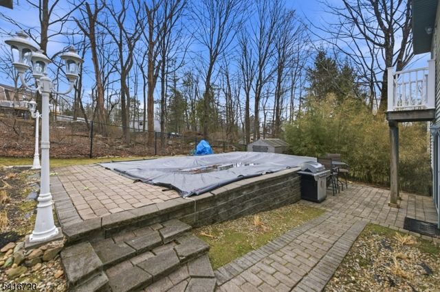 4 Shelley Ct, Sparta Twp., NJ 07871