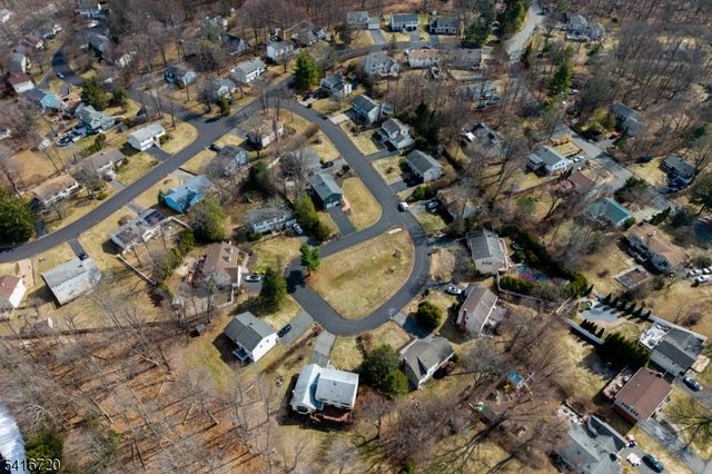 4 Shelley Ct, Sparta Twp., NJ 07871