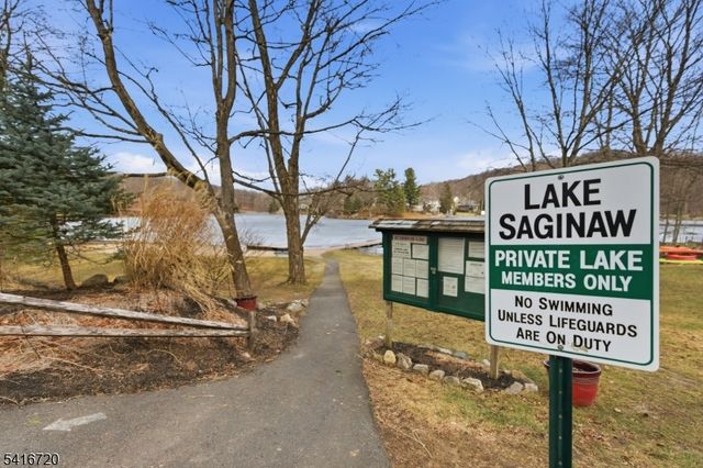 4 Shelley Ct, Sparta Twp., NJ 07871