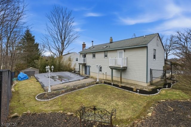 4 Shelley Ct, Sparta Twp., NJ 07871