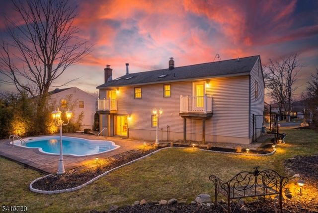 4 Shelley Ct, Sparta Twp., NJ 07871