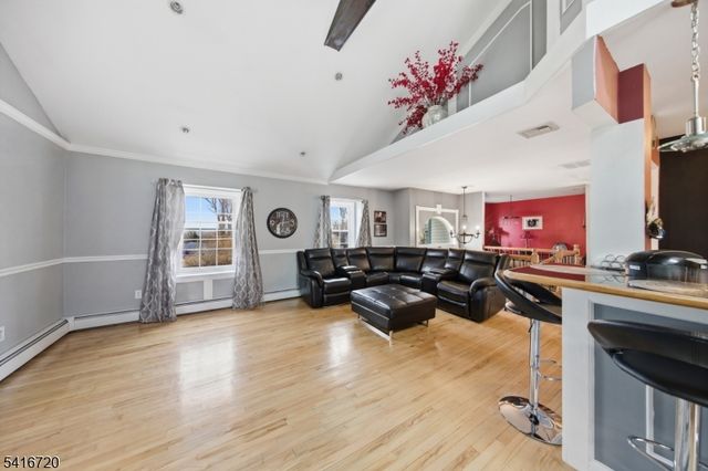 4 Shelley Ct, Sparta Twp., NJ 07871