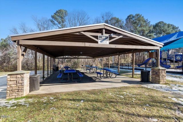 133 Florians Drive, Holly Springs, NC 27540