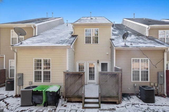 133 Florians Drive, Holly Springs, NC 27540