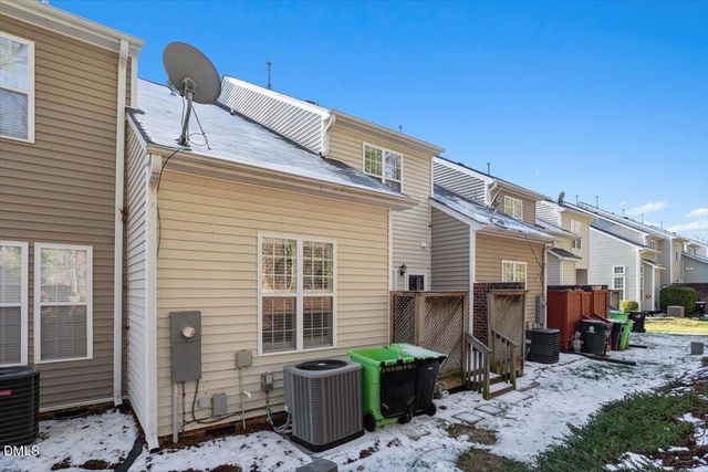 133 Florians Drive, Holly Springs, NC 27540