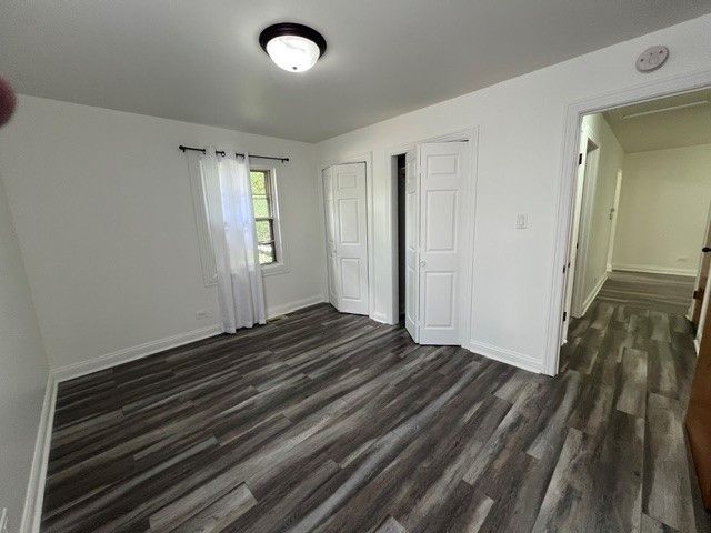 1216 Carswell Avenue 1216, Elk Grove Village, IL 60007