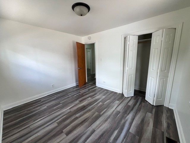 1216 Carswell Avenue 1216, Elk Grove Village, IL 60007
