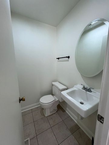 1216 Carswell Avenue 1216, Elk Grove Village, IL 60007