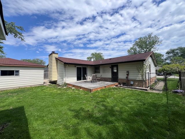 1216 Carswell Avenue 1216, Elk Grove Village, IL 60007