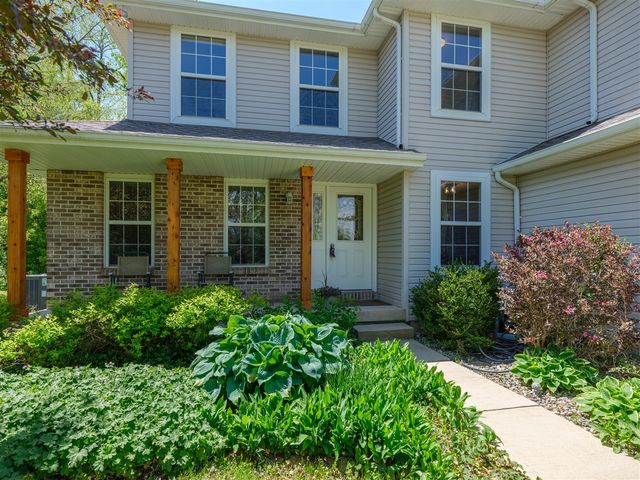 1042 Hunter Ridge, Battle Creek, MI 49017