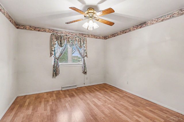 1587 N Knight Road, Essexville, MI 48732