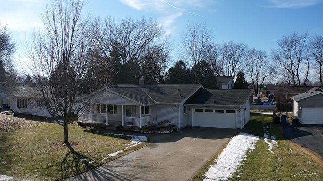 1587 N Knight Road, Essexville, MI 48732