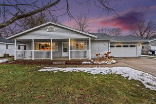 1587 N Knight Road, Essexville, MI 48732