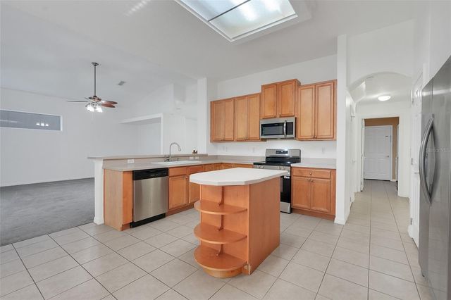 1832 NATURE COVE LANE, Clermont, FL 34711