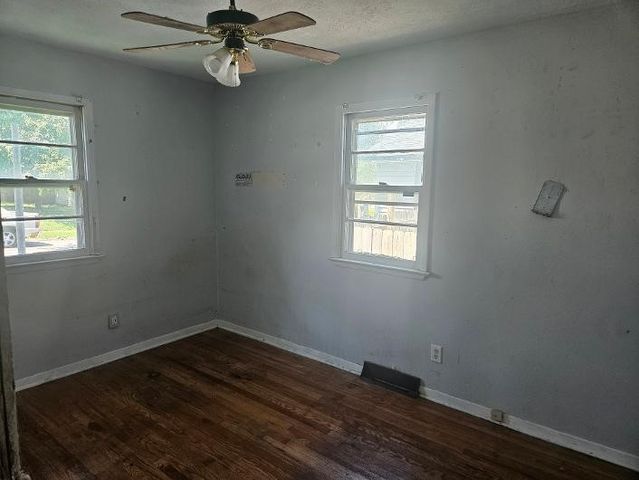3215 SW 7th Street, Des Moines, IA 50315