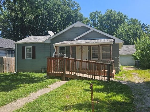 3215 SW 7th Street, Des Moines, IA 50315
