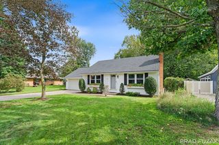 103 Birchwood Avenue, Holland, MI 49423