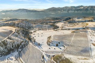 762 Boyd Loop Road, Manson, WA 98831