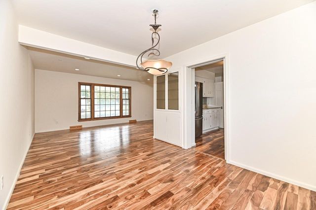 4930 Saxony LANE, Greendale, WI 53129