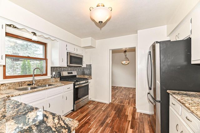 4930 Saxony LANE, Greendale, WI 53129