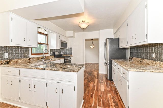 4930 Saxony LANE, Greendale, WI 53129