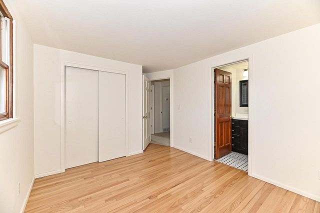 4930 Saxony LANE, Greendale, WI 53129