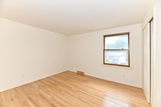 4930 Saxony LANE, Greendale, WI 53129
