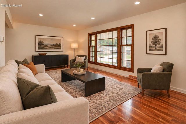 4930 Saxony LANE, Greendale, WI 53129