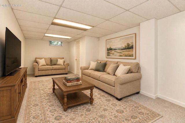4930 Saxony LANE, Greendale, WI 53129