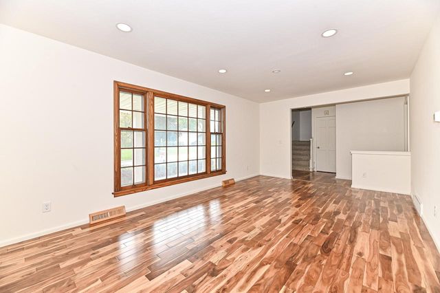 4930 Saxony LANE, Greendale, WI 53129