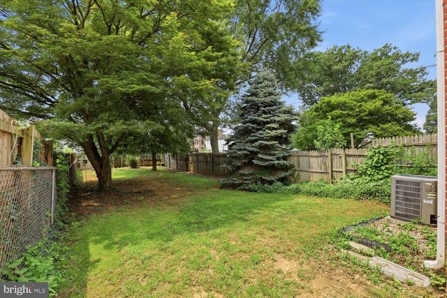 849 FOUNTAIN AVE, Lancaster, PA 17601