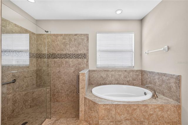 120 VENTOSA PLACE, Nokomis, FL 34275