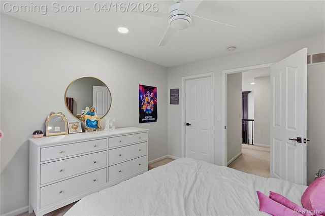 54126 Scarboro Way, Shelby Charter Township, MI 48316