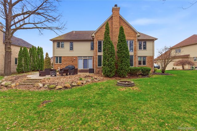 54126 Scarboro Way, Shelby Charter Township, MI 48316