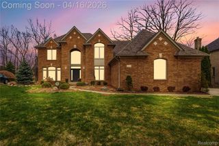 54126 Scarboro Way, Shelby Charter Township, MI 48316