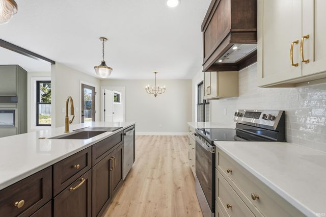 5648 Rothman Road, Fort Wayne, IN 46835