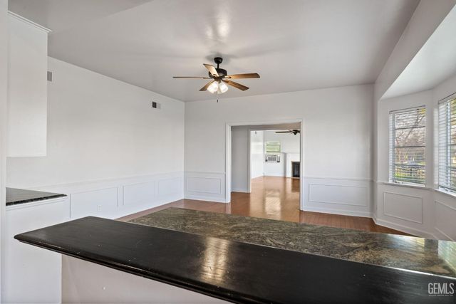 215 Jefferson Street, Bakersfield, CA 93305